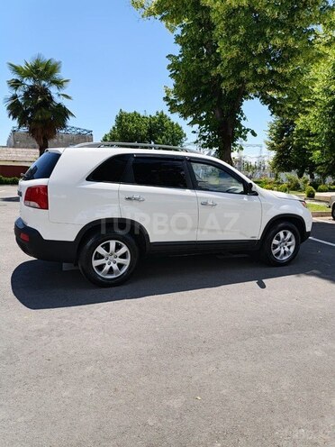 Kia Sorento 2010, 195,000 km - 2.4 л - Zaqatala
