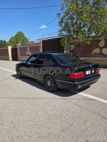 Mercedes E 280 2001, 400,000 km - 2.8 l - Bərdə