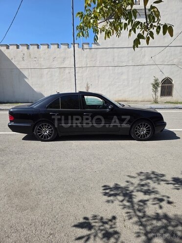 Mercedes E 280 2001, 400,000 km - 2.8 l - Bərdə