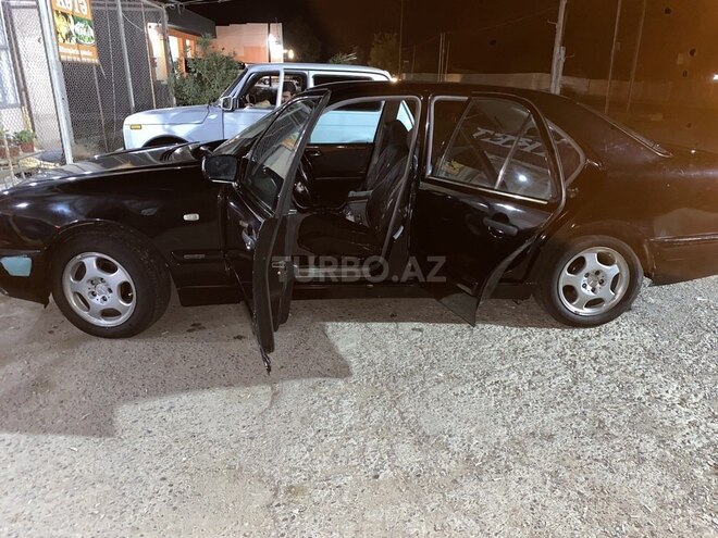 Mercedes E 220 1998, 250,000 km - 2.2 l - Goranboy
