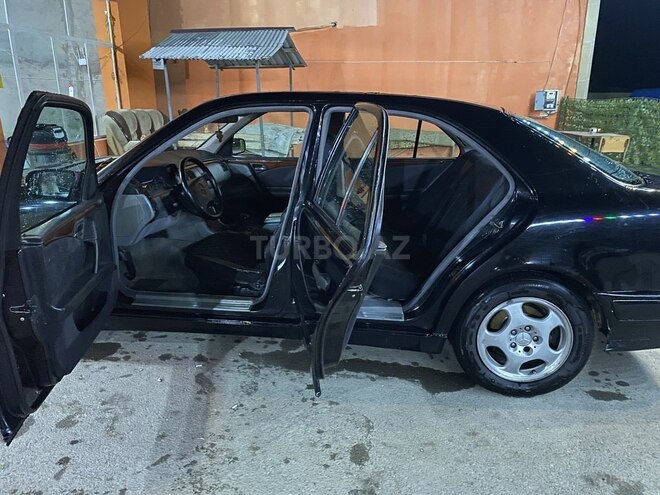 Mercedes E 220 1998, 250,000 km - 2.2 l - Goranboy
