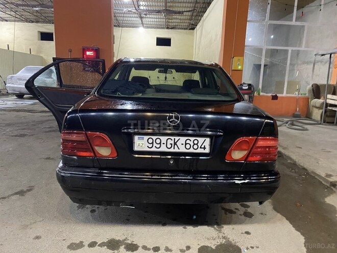 Mercedes E 220 1998, 250,000 km - 2.2 l - Goranboy