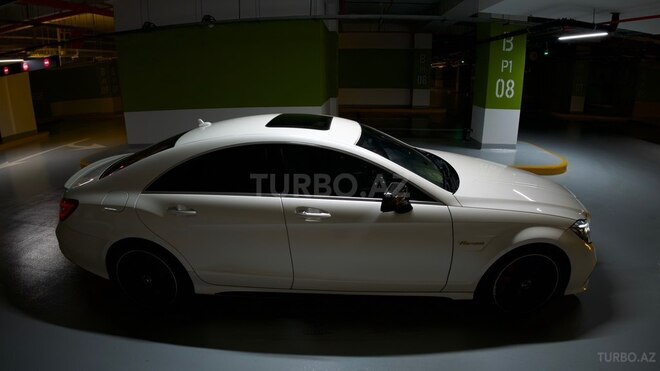 Mercedes CLS 63 AMG 2012, 77,000 km - 5.5 l - Bakı