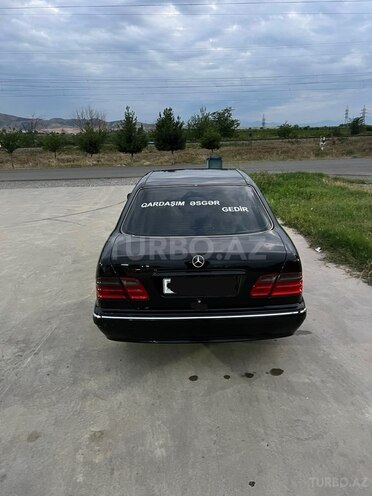 Mercedes E 240 2000, 361,000 km - 2.4 l - Ağstafa