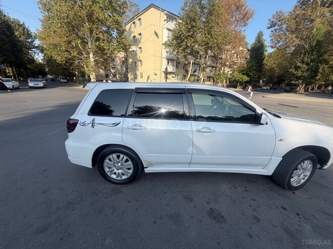 Mitsubishi Airtrek 2001, 340,978 km - 2.4 l - Mingəçevir