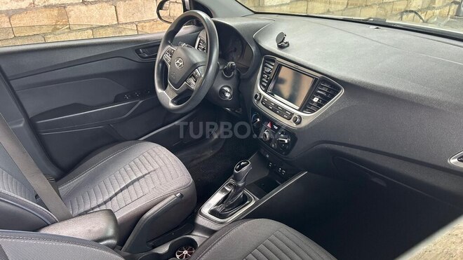 Hyundai Accent 2018, 108,000 km - 1.6 л - Masallı