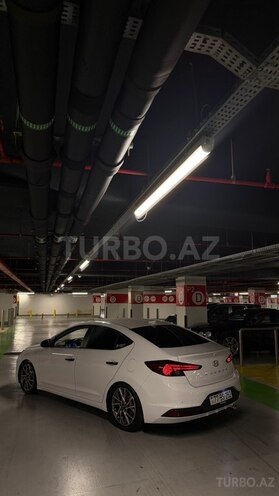 Hyundai Avante 2019, 185,000 km - 1.6 l - Bakı