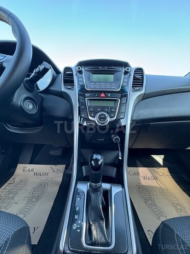 Hyundai i30 2013, 232,504 km - 1.6 л - Bakı
