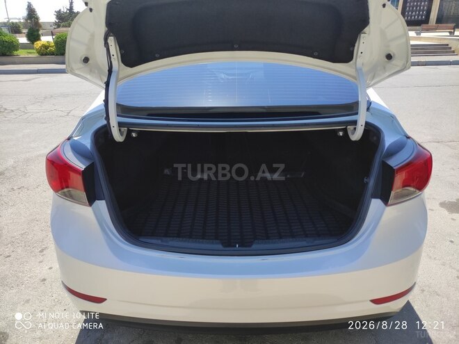 Hyundai Elantra 2015, 144,800 km - 1.8 l - Bakı