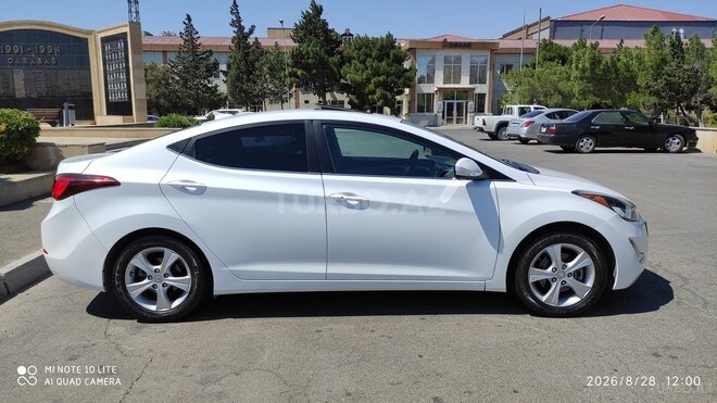 Hyundai Elantra 2015, 144,800 km - 1.8 l - Bakı