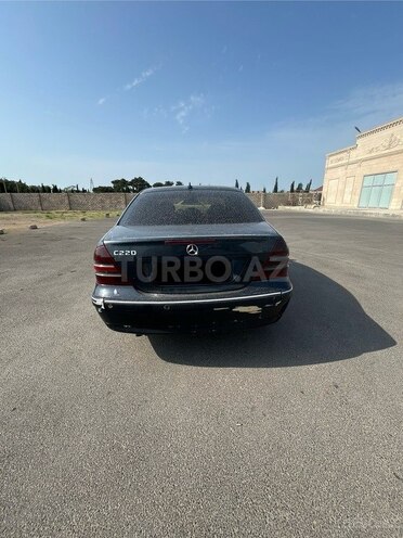 Mercedes C 220 d 2001, 359,685 km - 2.2 l - Bakı