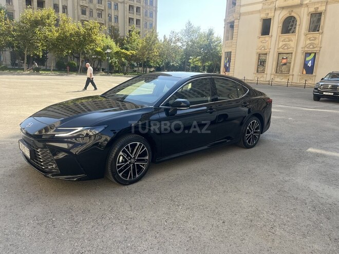 Toyota Camry 2025, 4,606 km - 2.5 l - Bakı