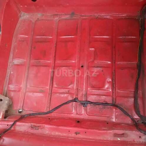 LADA (VAZ) 2107 2000, 25,000 km - 1.6 l - Ucar