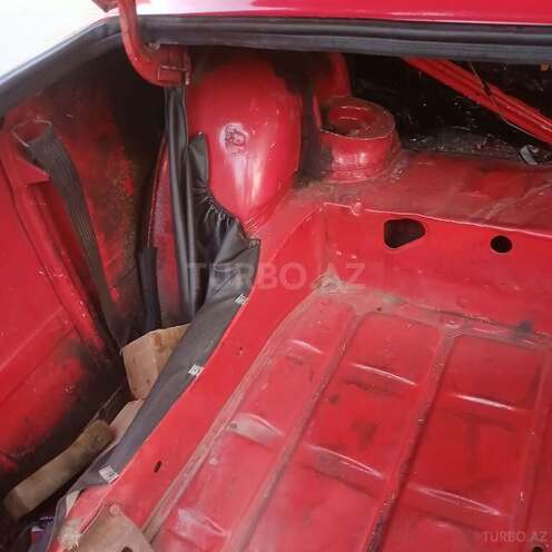LADA (VAZ) 2107 2000, 25,000 km - 1.6 l - Ucar