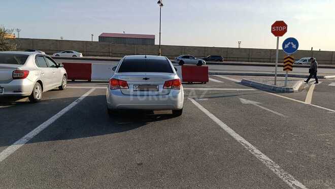 Chevrolet Cruze 2012, 323,824 km - 1.6 л - Bakı