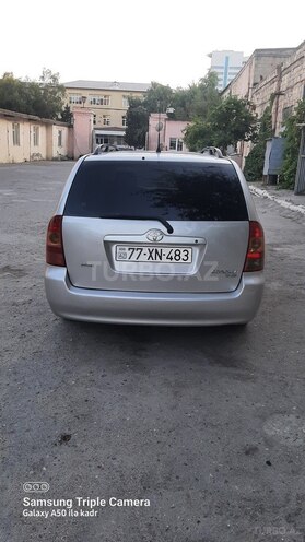 Toyota Corolla 2004, 324,000 km - 2.0 l - Bakı