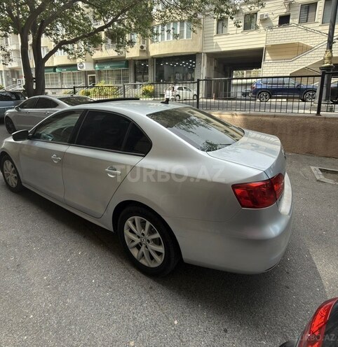 Volkswagen Jetta 2011, 161,000 km - 2.5 l - Bakı