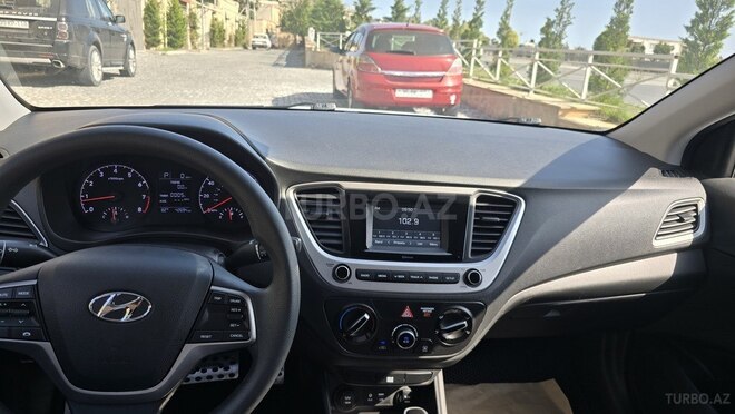 Hyundai Accent 2021, 68,000 km - 1.6 л - Bakı