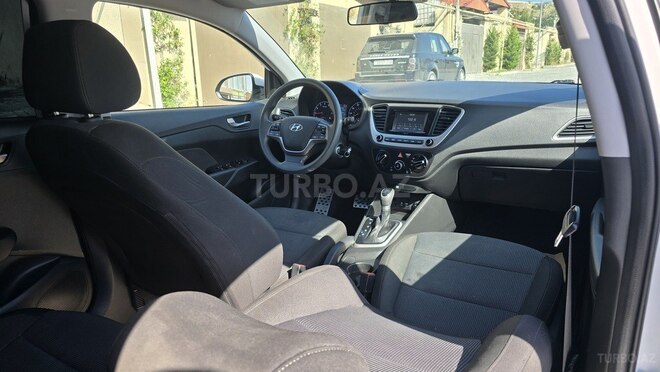 Hyundai Accent 2021, 68,000 km - 1.6 л - Bakı