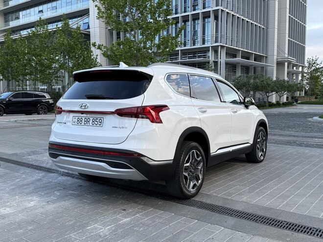 Hyundai Santa Fe 2023, 70,500 km - 1.6 l - Bakı