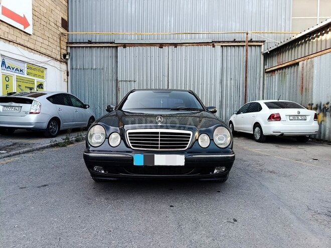 Mercedes E 270 1999, 406,000 km - 2.7 l - Bakı