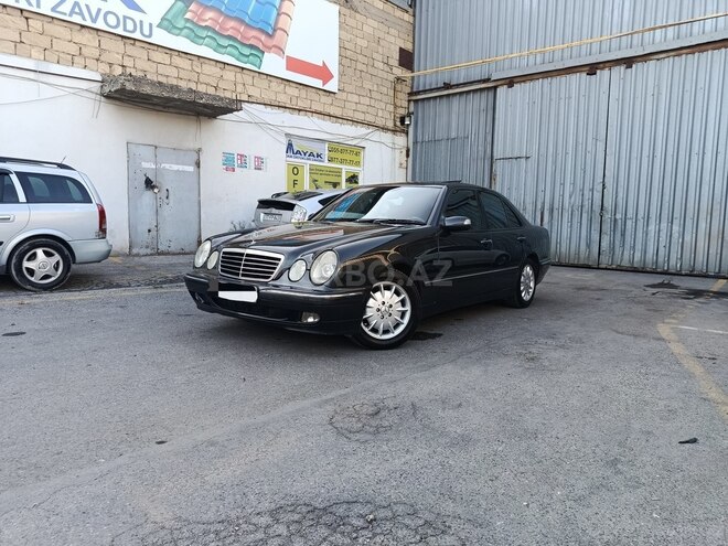 Mercedes E 270 1999, 406,000 km - 2.7 l - Bakı