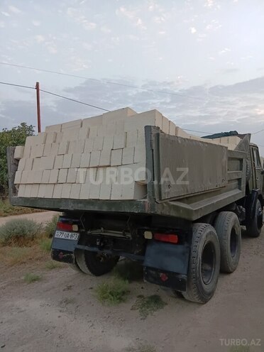 KamAz 55111 1981, 586,565 km - 11.0 l - Hacıqabul