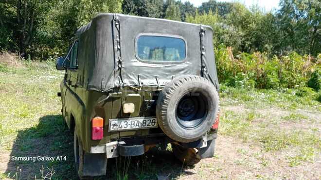 UAZ 469 1983, 19,000 km - 2.5 l - Lerik