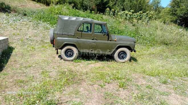 UAZ 469 1983, 19,000 km - 2.5 l - Lerik