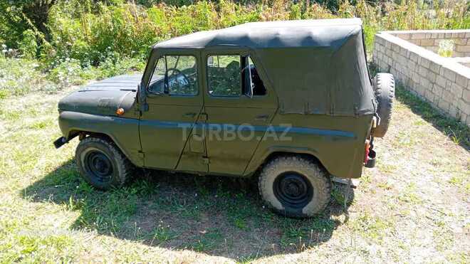 UAZ 469 1983, 19,000 km - 2.5 l - Lerik