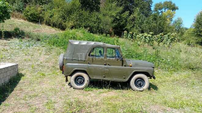 UAZ 469 1983, 19,000 km - 2.5 l - Lerik