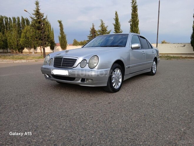 Mercedes E 220 2000, 324,000 km - 2.2 l - Bakı