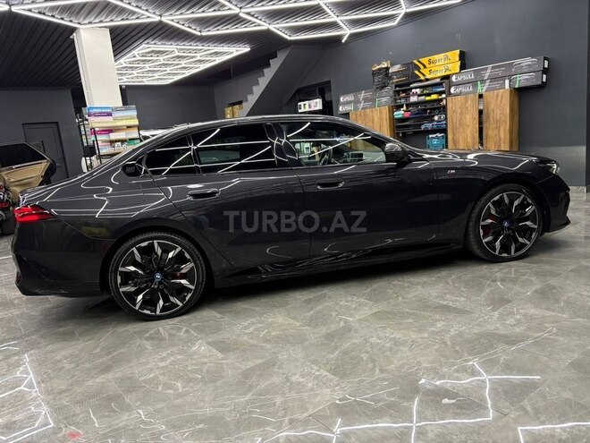 BMW i5 2023, 37,800 km - 0.0 l - Bakı