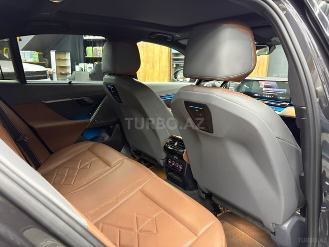BMW i5 2023, 37,800 km - 0.0 l - Bakı