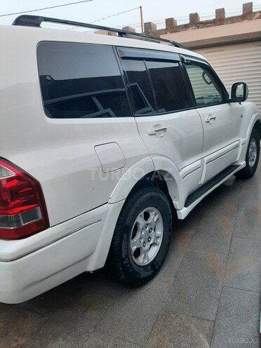 Mitsubishi Pajero 2004, 360,000 km - 2.8 l - Bakı
