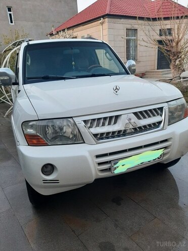 Mitsubishi Pajero 2004, 360,000 km - 2.8 l - Bakı
