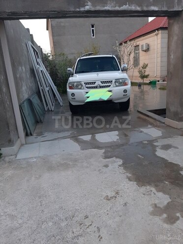 Mitsubishi Pajero 2004, 360,000 km - 2.8 l - Bakı