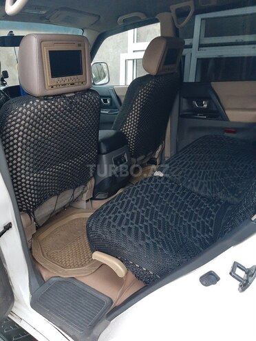 Mitsubishi Pajero 2004, 360,000 km - 2.8 l - Bakı