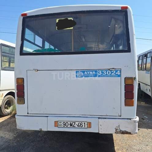 Isuzu NP 37 2008, 380,431 km - 4.4 l - Bakı