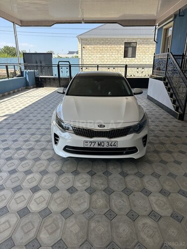Kia K5 2016, 124,828 km - 1.7 l - Qazax