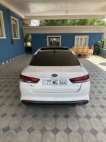 Kia K5 2016, 124,828 km - 1.7 l - Qazax