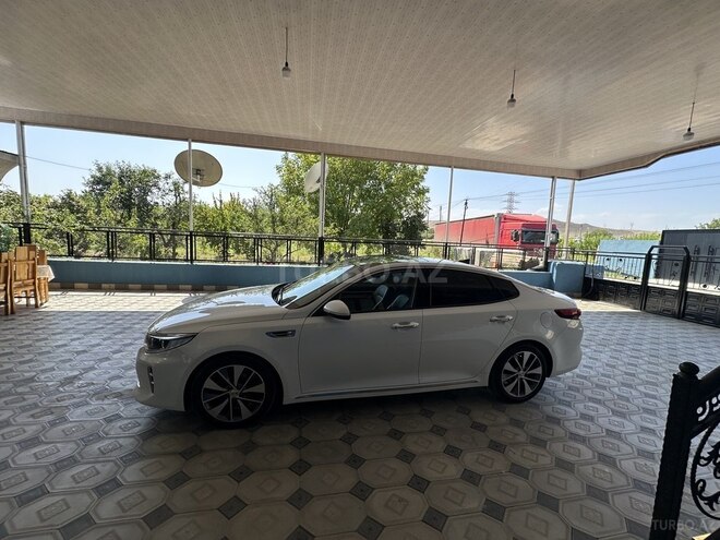 Kia K5 2016, 124,828 km - 1.7 l - Qazax