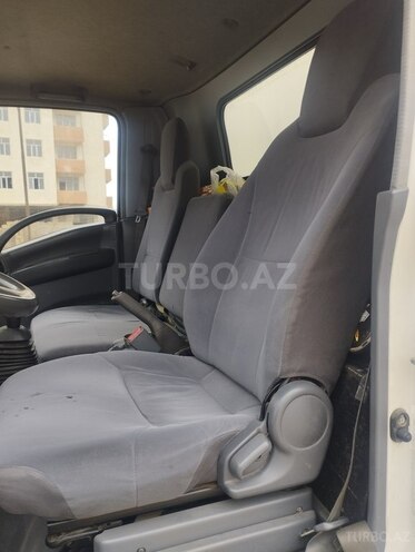 Isuzu  2008, 210,000 km - 5.2 l - Bakı
