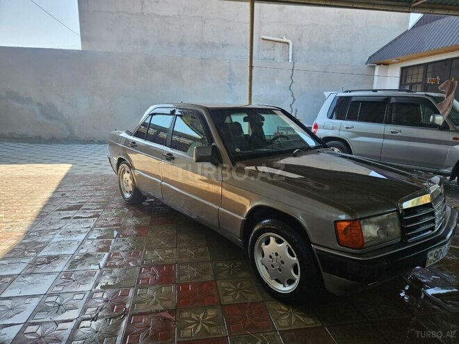 Mercedes 190 1992, 399,999 km - 1.8 l - Sumqayıt