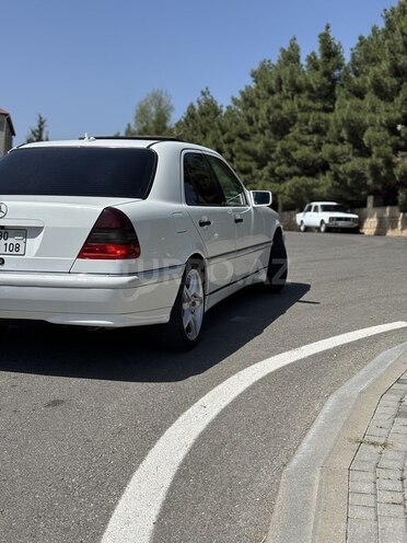 Mercedes C 230 2000, 306,000 km - 2.3 l - Şamaxı
