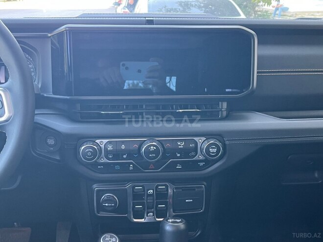 Jeep Wrangler 2024, 18,700 km - 2.0 l - Bakı