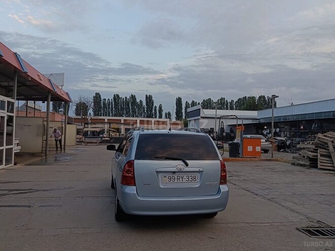 Toyota Corolla 2006, 250,000 km - 1.4 l - Xaçmaz