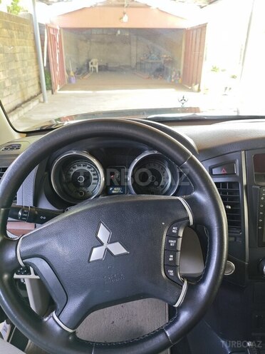 Mitsubishi Pajero 2008, 188,000 km - 3.0 l - Masallı
