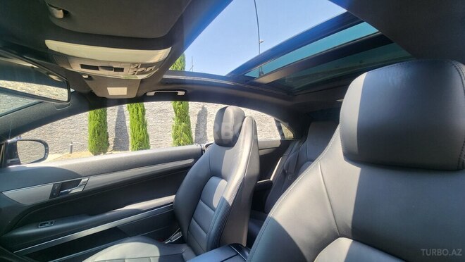 Mercedes E 350 2009, 279,000 km - 3.5 л - Bakı