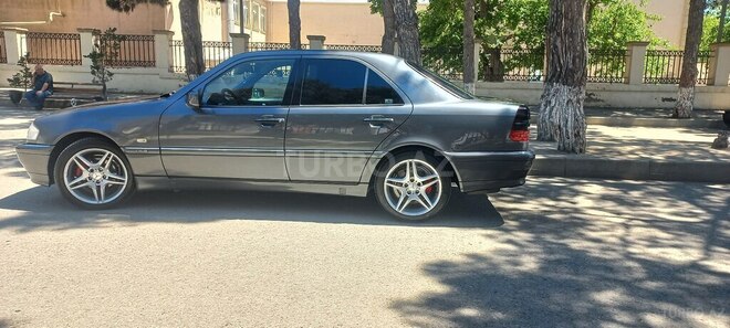 Mercedes C 240 1998, 250,000 km - 2.4 л - Bakı